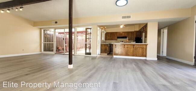 Foto del edificio - 3 br, 2 bath House - 246 W Drummond Ave #c