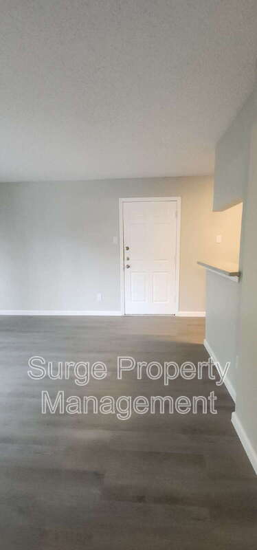 Foto del edificio - 18333 Roehampton Dr