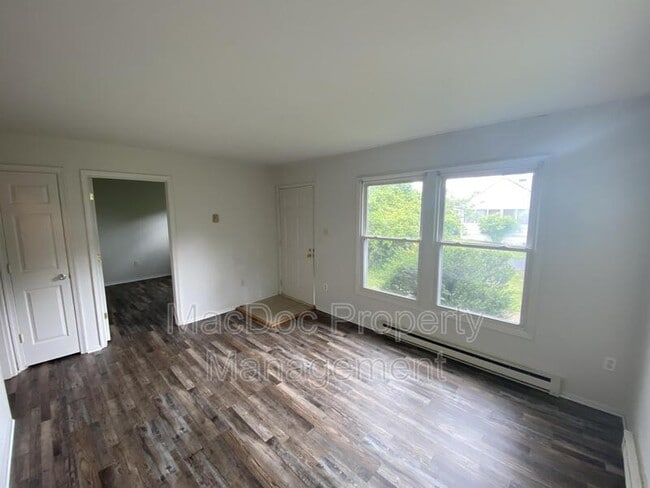 Building Photo - 3310 Lafayette Blvd