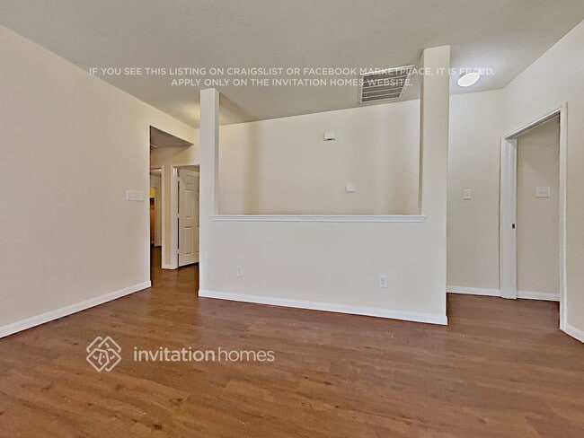 Foto del edificio - 6346 Scotchwood Dr