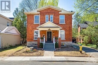 Building Photo - 228 Augusta St