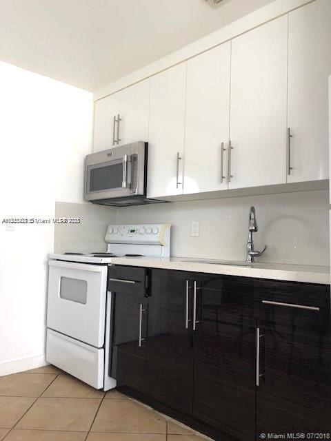 Foto del edificio - 904 SW 7th Terrace