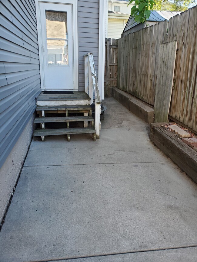 Backyard / Rear Door to Kitchen - 3558 Jones St