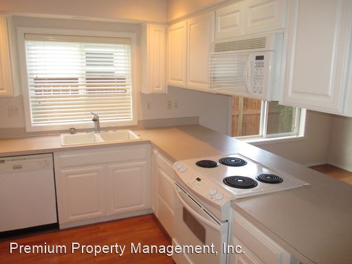 Foto del edificio - 969 Stonebridge Ave NE