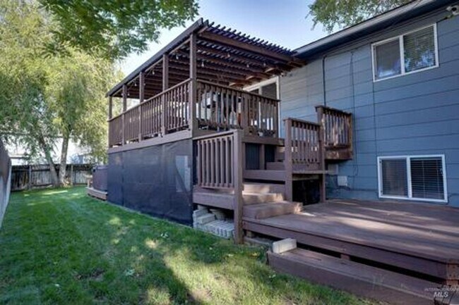 Foto del edificio - 4 Bedroom 2 Bath Home Boise North End