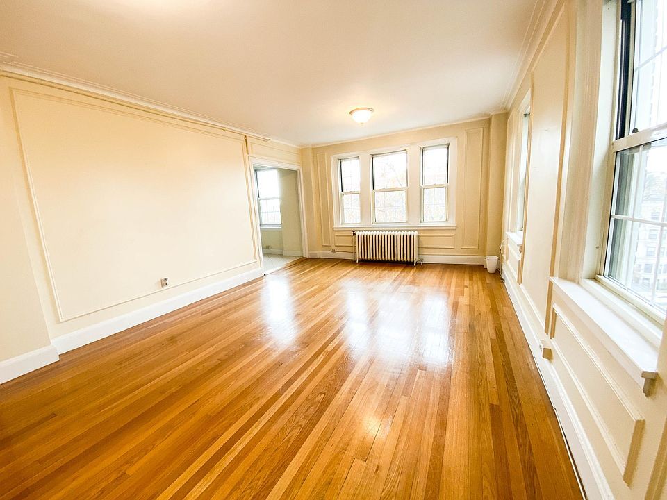 Foto del edificio - 1531 Beacon St