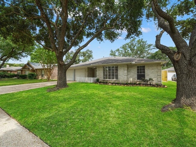 Building Photo - 13546 Wimbledon Dr
