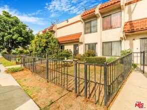 Building Photo - 11414 Budlong Ave