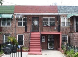 Building Photo - 9915 Avenue L