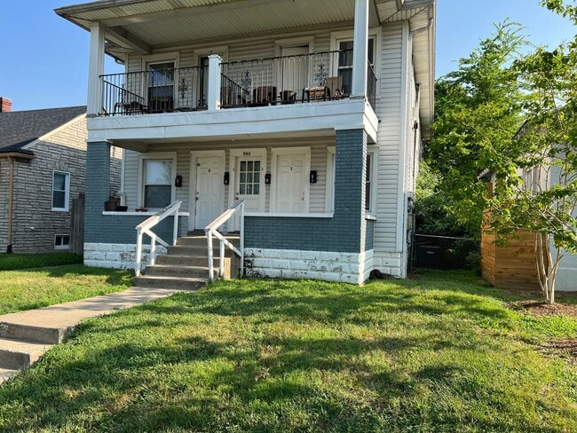 943 Central-2 - 943 Central-2 Apartment
