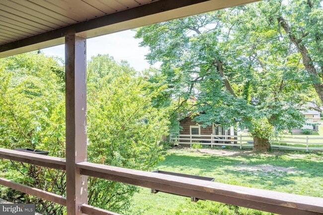 Photo - 804 20th St S House