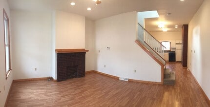 Building Photo - 133 Lincoln Ave