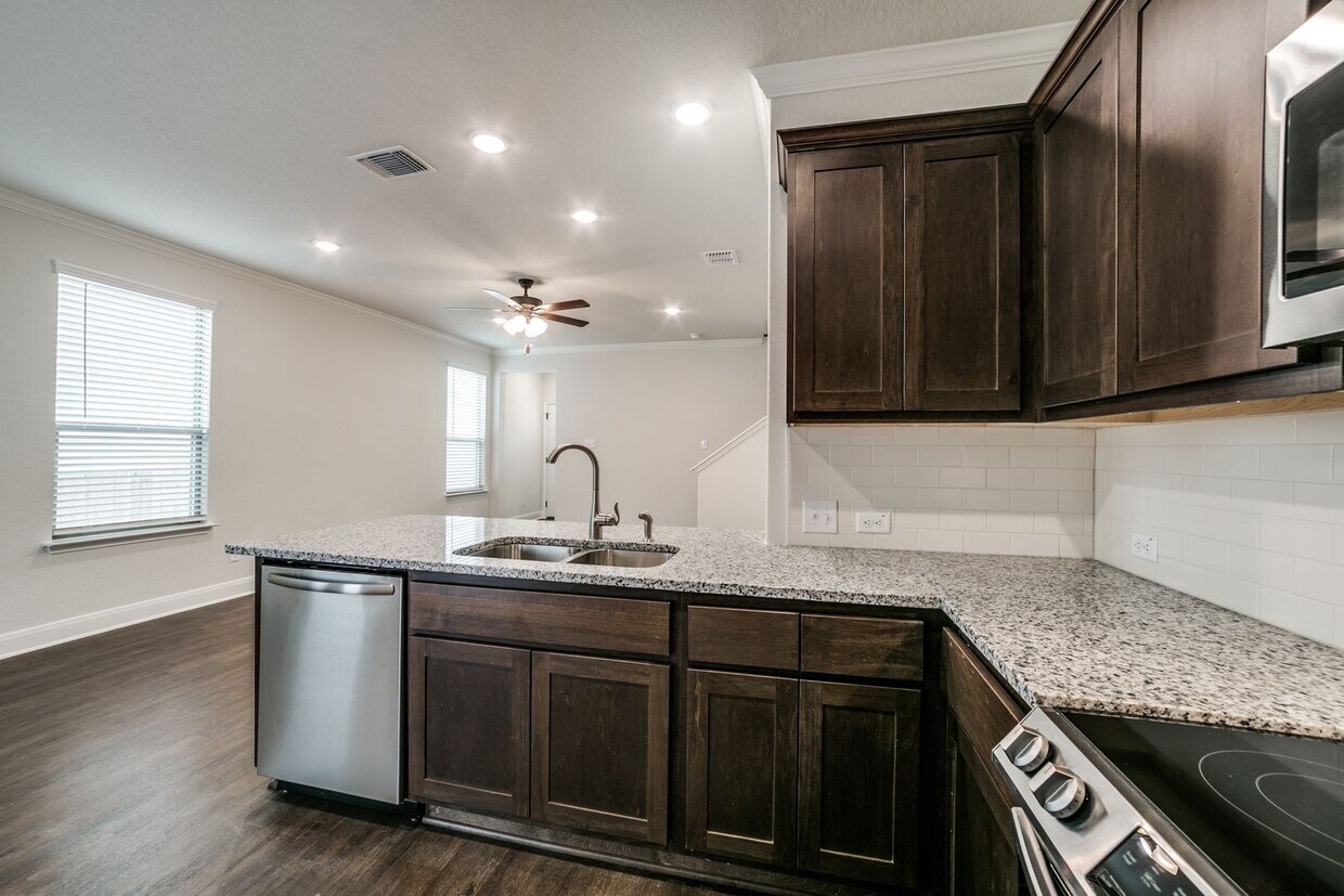 Foto principal - 10315 Lynwood Branch