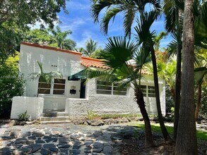 Building Photo - 119 Cadima Ave