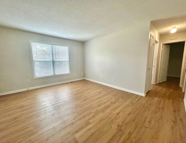 Foto del edificio - 2 bedroom/1 bath unit in West Knoxville!