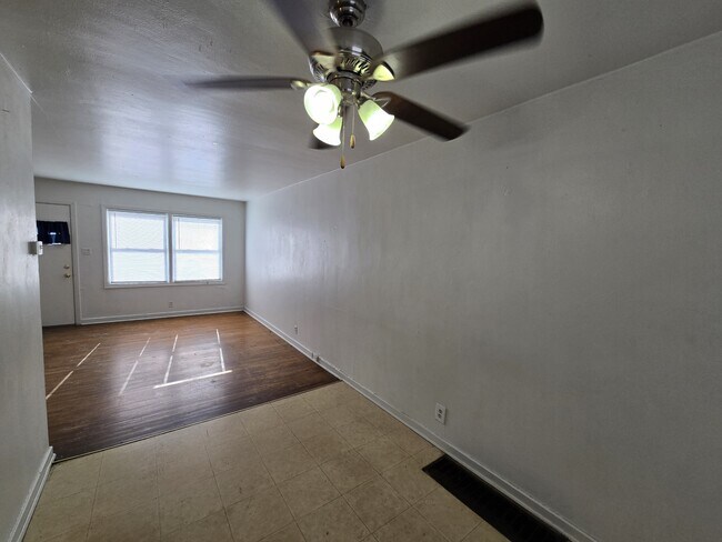 Foto del edificio - 251 Madison St