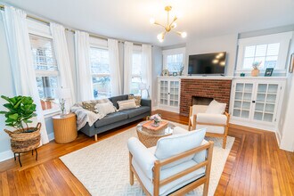 Building Photo - 60 Starr St