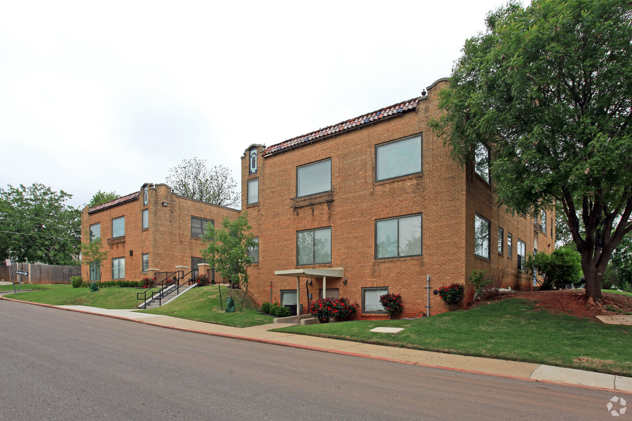 Foto del edificio - Parkview Court Apartments