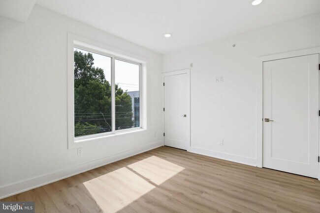 Foto del edificio - 2204 N 2nd St