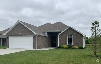 Building Photo - 5660 Victory Dr