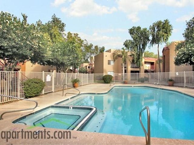 7021 W Mcdowell Rd