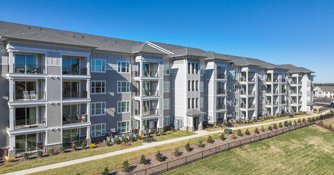 Foto del edificio - Holly Springs Place Apartments