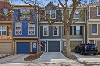 Building Photo - 8292 S Fillmore Way