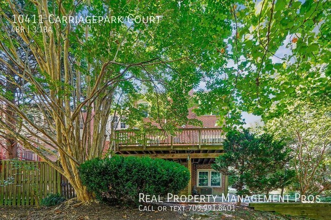 Building Photo - 10411 Carriagepark Ct