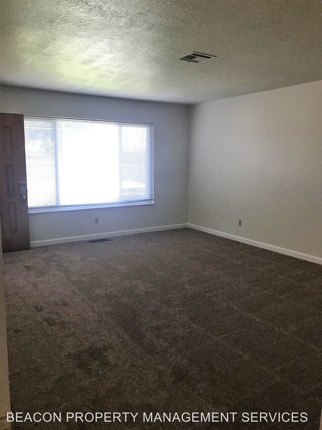 Foto del edificio - 3 br, 2 bath House - 1439 W. VINE STREET