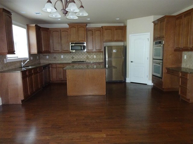 Foto del edificio - 2990 Mccannon Mill Drive