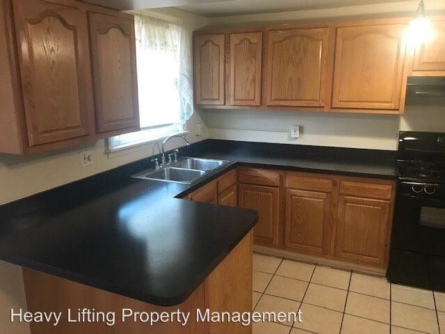 Foto del edificio - 3 br, 1 bath House - 2452 Duke St