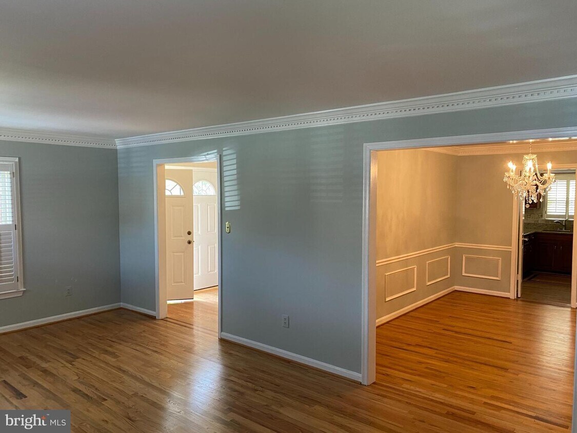 Foto principal - 4076 Norbeck Square Dr
