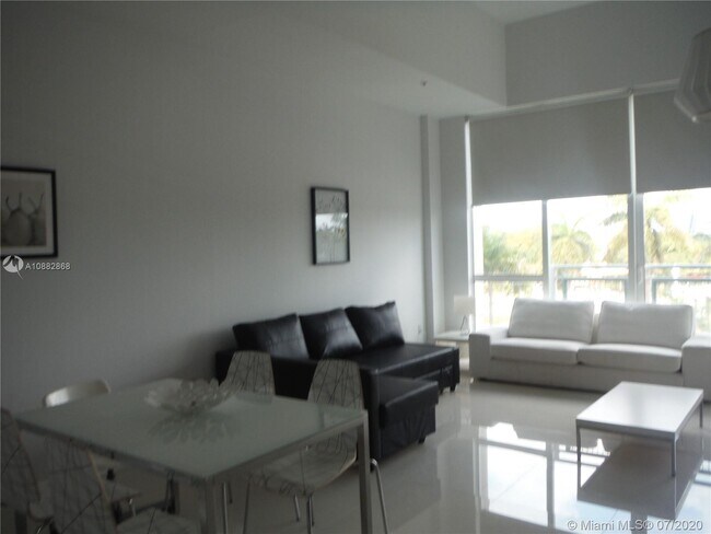 Foto del edificio - 244 Biscayne Blvd