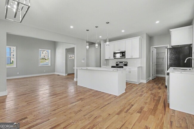 Foto del edificio - 3180 Tackett Rd