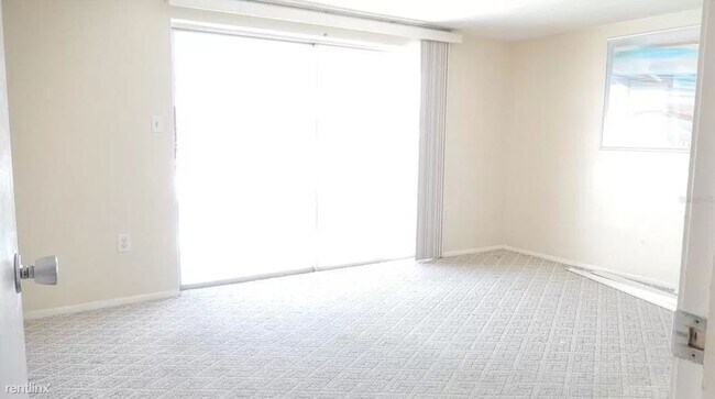 Building Photo - 2 br, 2 bath House - 2052 Norfolk Dr