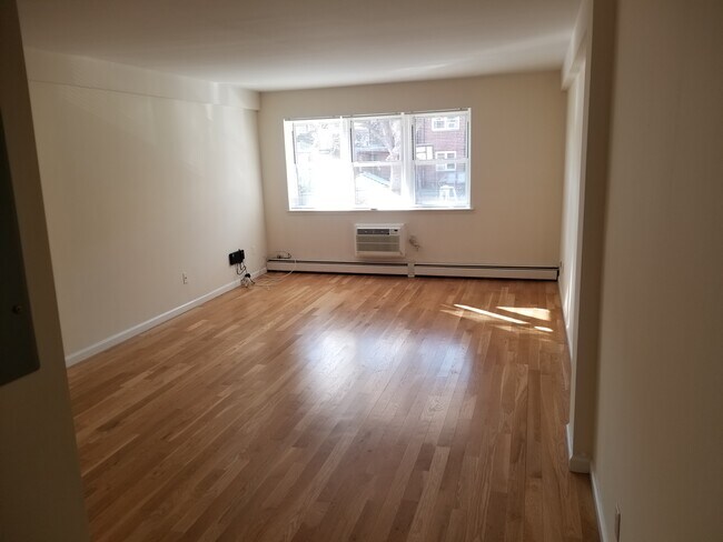 92 Parrott Pl Unit 2C, Brooklyn, NY 11228 - Apartments in Brooklyn, NY ...