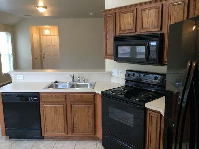 Foto del edificio - 702 Fleming St