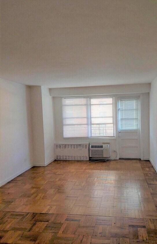 4415 Colden St Unit 2U, Queens, NY 11355 Room for Rent in Queens, NY
