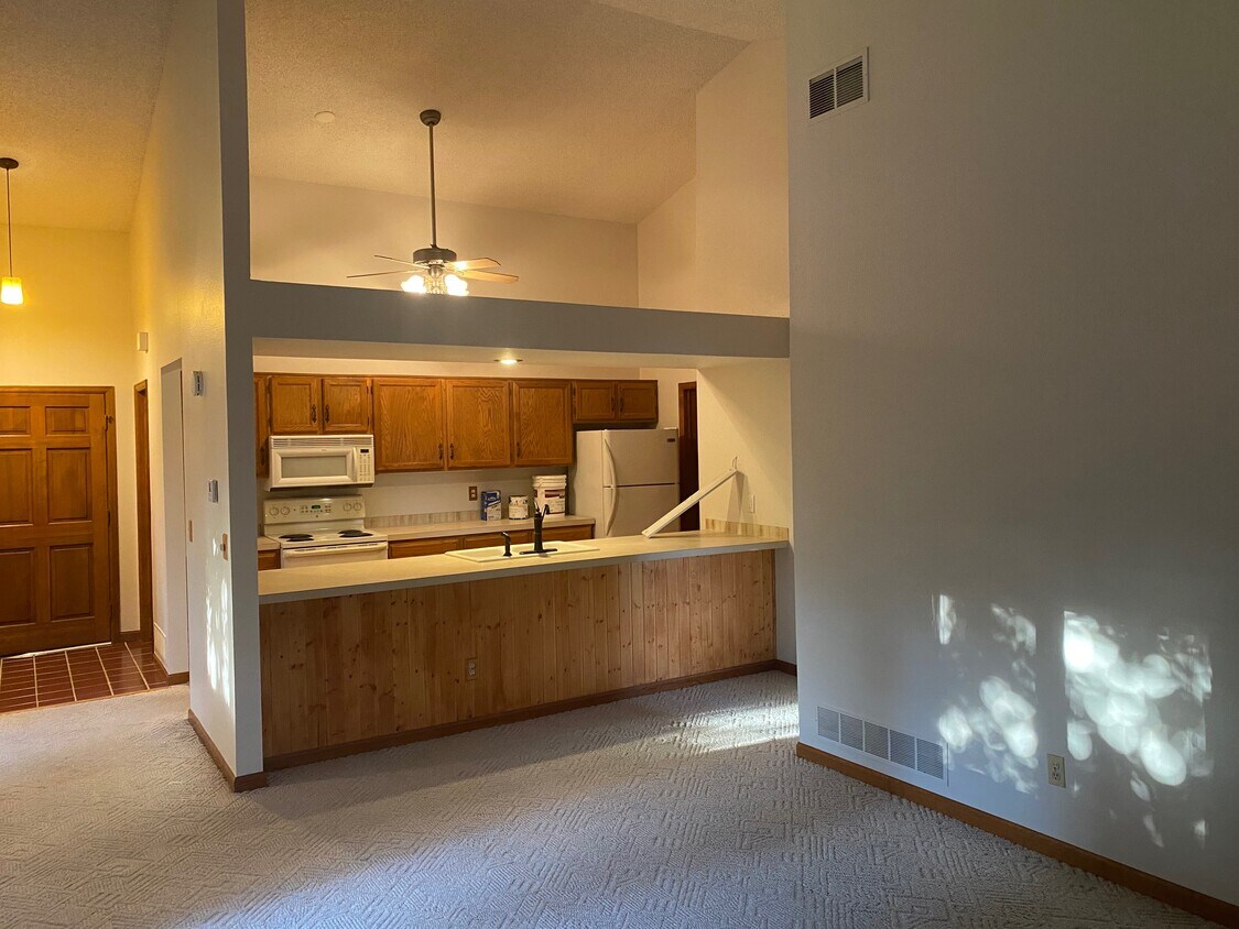 2295 E 129th Ave, Thornton, CO 80241 Townhome Rentals in Thornton CO