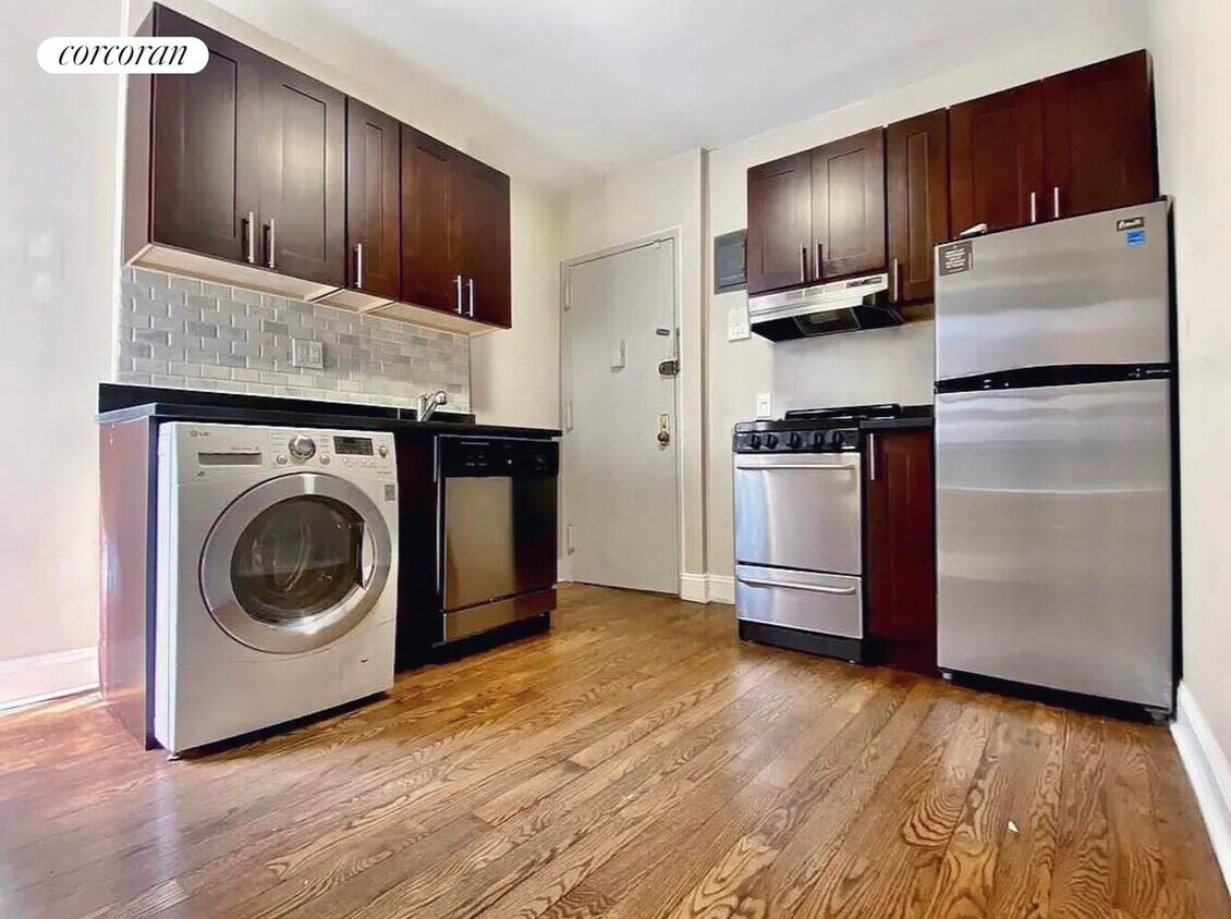 Foto principal - 222 Thompson St
