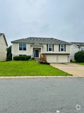 Building Photo - 813 Glenview St