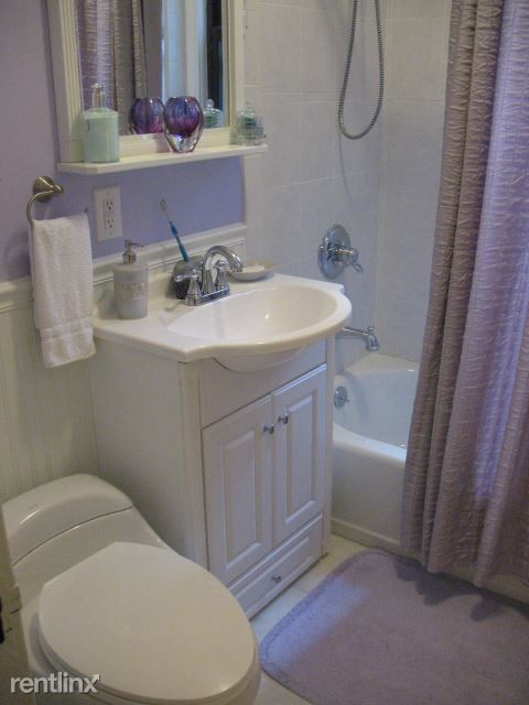 Foto del edificio - 1 br, 1 bath Apartment - 3220 Avenue H
