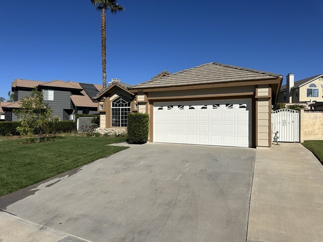 Photo - 19932 Nipoma Ct House