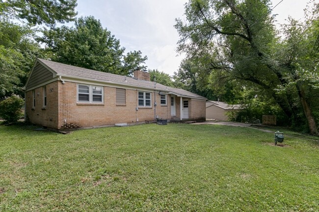 Building Photo - #4bedroom#2 bath#garage