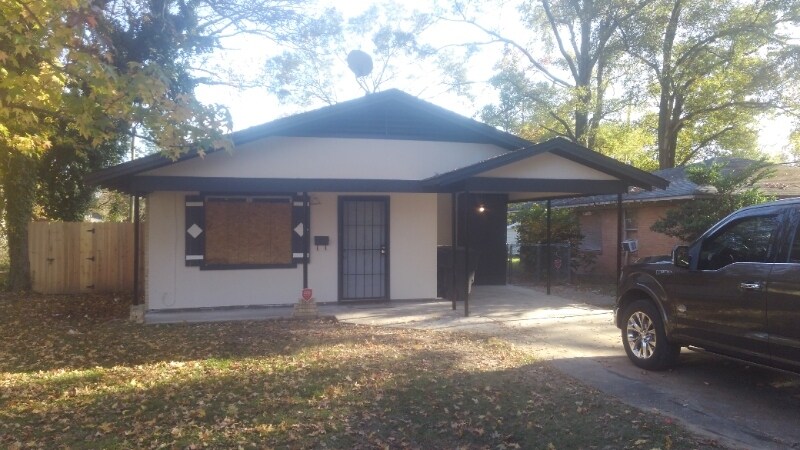 Foto principal - 836 Huntington Ln
