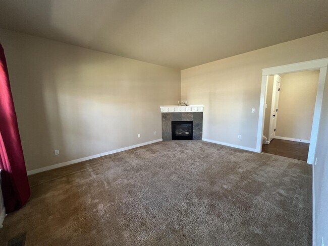 Building Photo - 62761 Hawkview Road