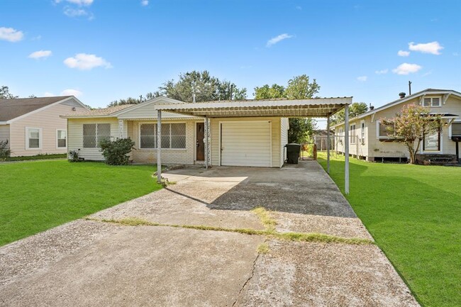 Building Photo - 7524 Joplin St