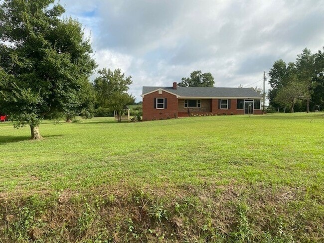 Building Photo - 819 Old Smith Chapel Rd