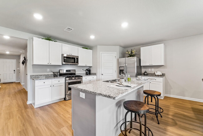 Building Photo - 7581 Steeplechase Blvd
