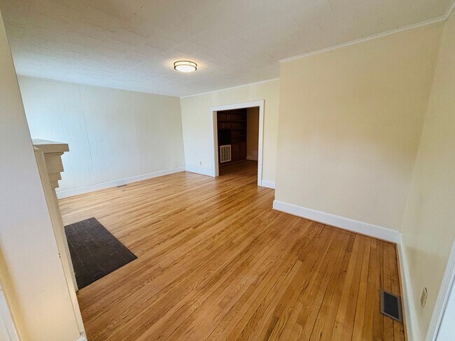 Foto del edificio - 1470 Roanoke St